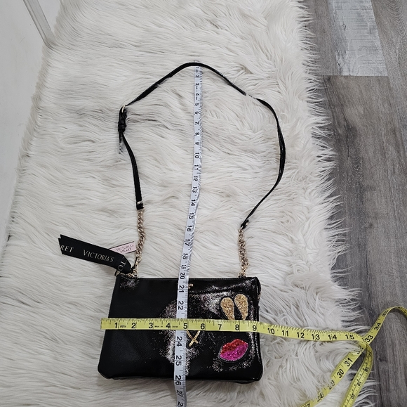 Victoria's secret  patch glam logo crossboddy - Picture 3 of 10